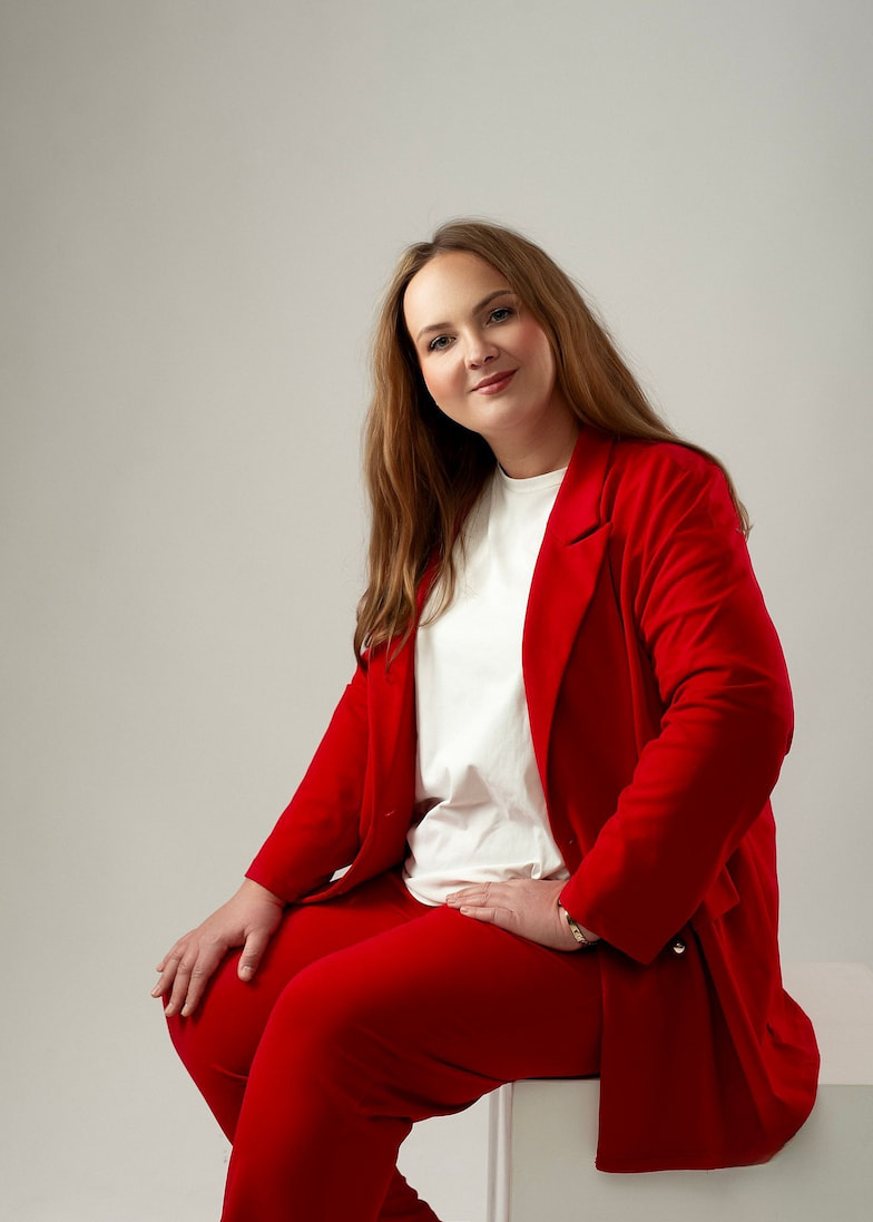 Dr Karolina Stanienda-Sokół